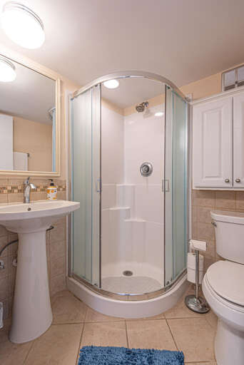 Antigua 701-Bathroom 2