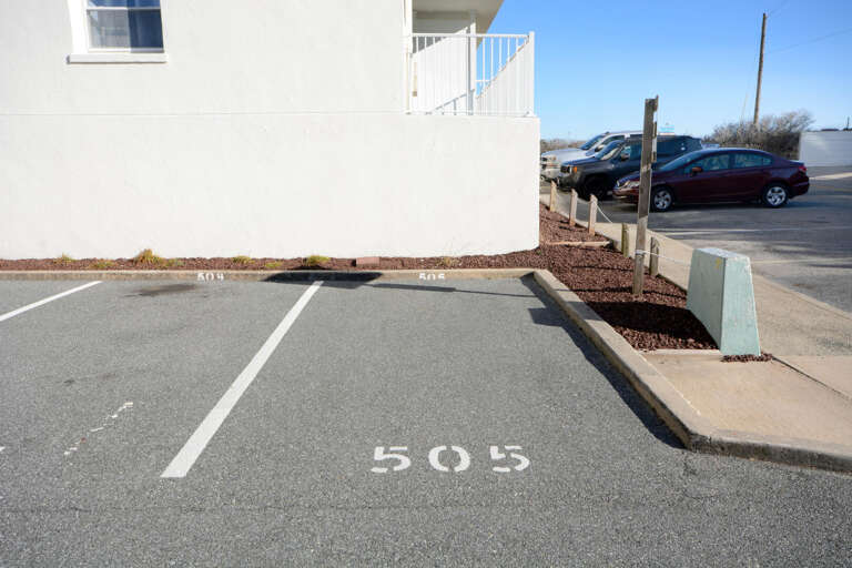 PARKING-SPACE