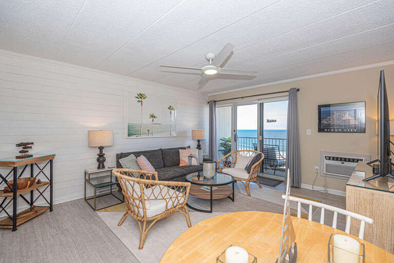 Westwinds 505 Living Area