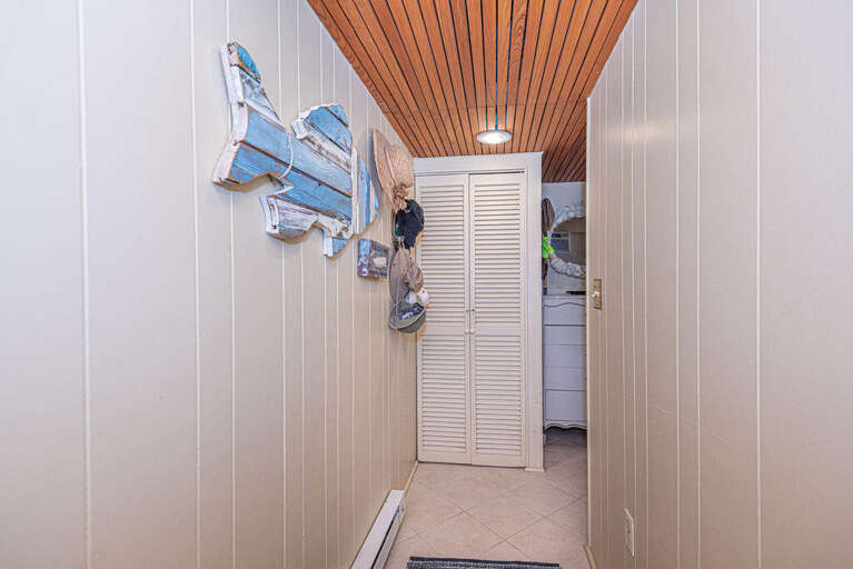 Beachloft 3B-Entryway