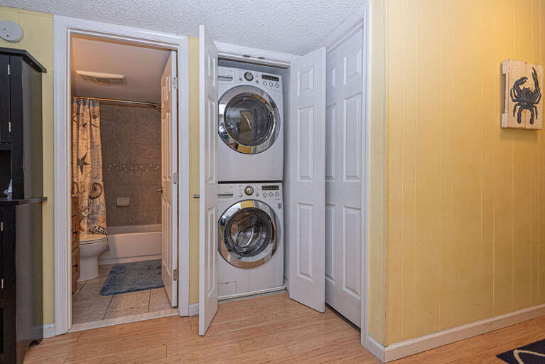 Sea Terrace 906- Laundry