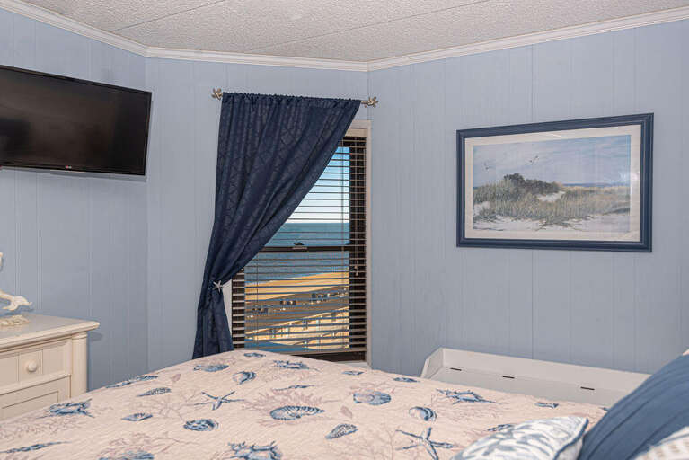 Sea Terrace 906- Master Bedroom