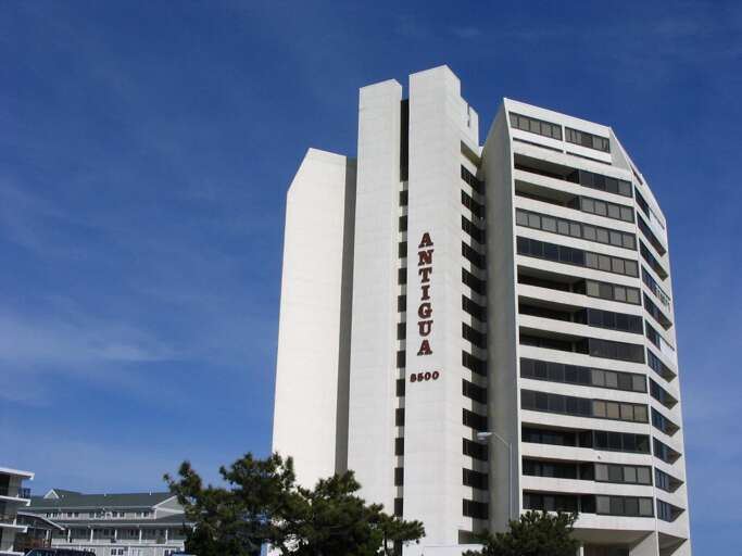 Antigua Building Photo