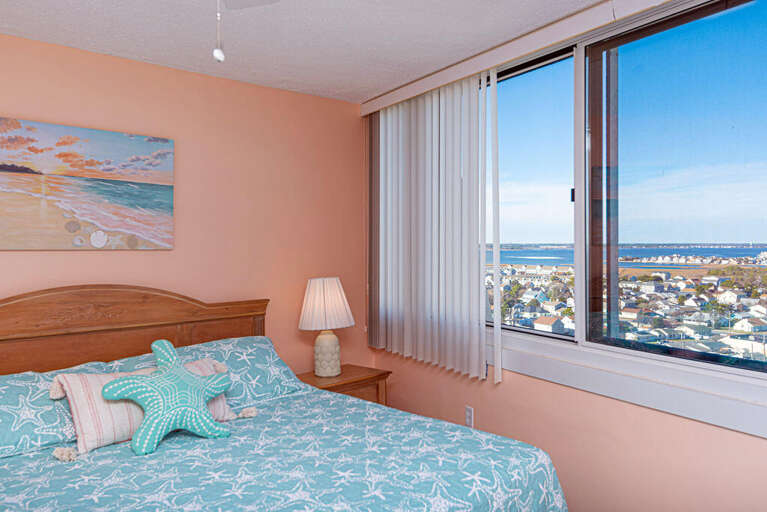 KING-OCEANFRONT-MASTER