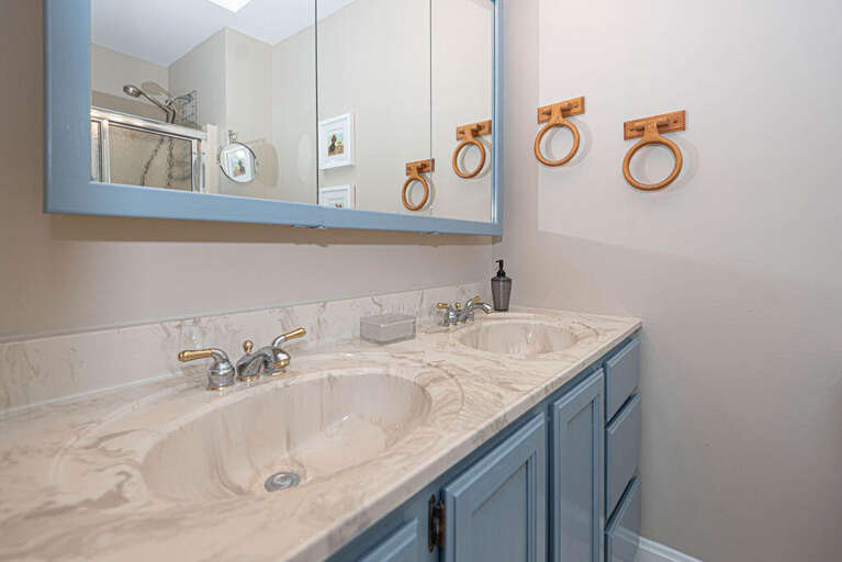 Arctic Ave House- Second Bathroom