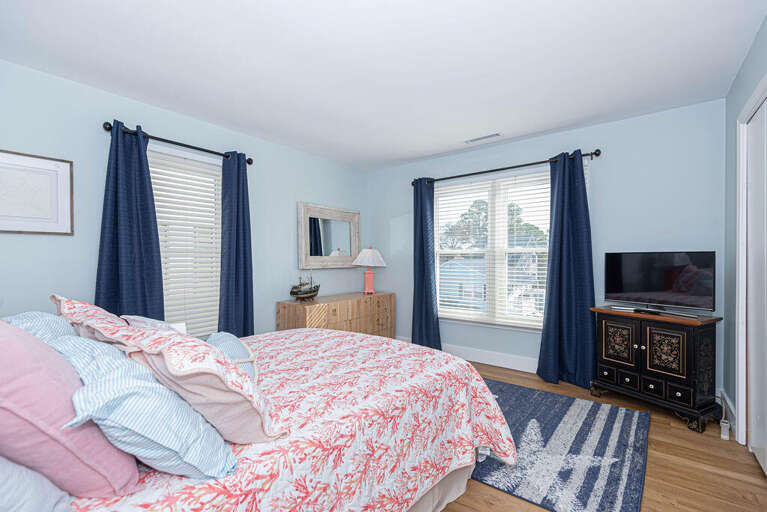 Arctic Ave House- Second floor Fourth Bedroom