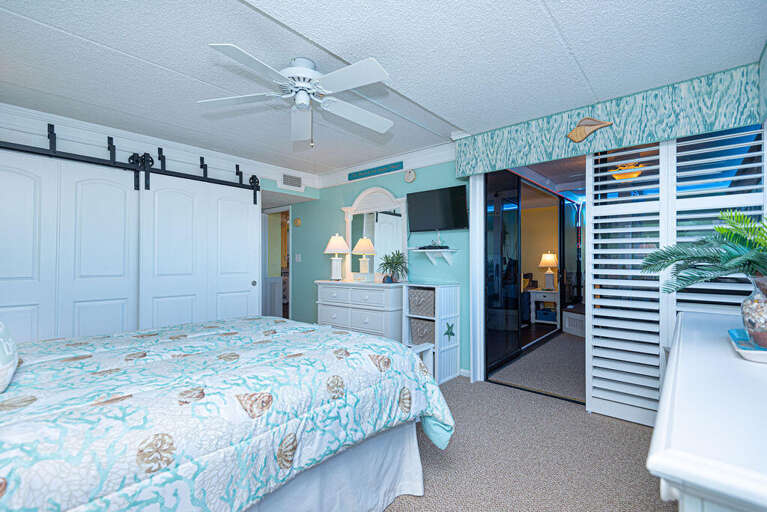 Master-Bedroom Master-Bedroom