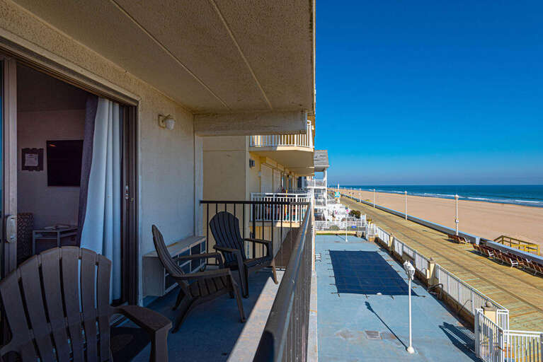 Decatur House 310-Balcony