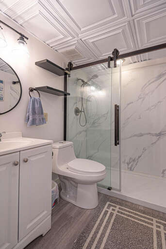 Decatur House 310-Bathroom