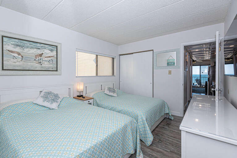 Decatur House 310-Bedroom