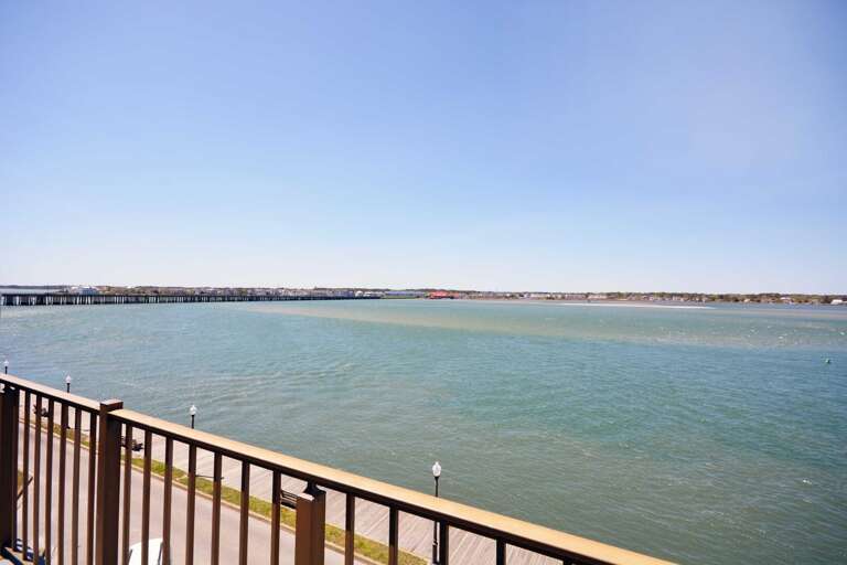 BAYFRONT-BALCONY-VIEW