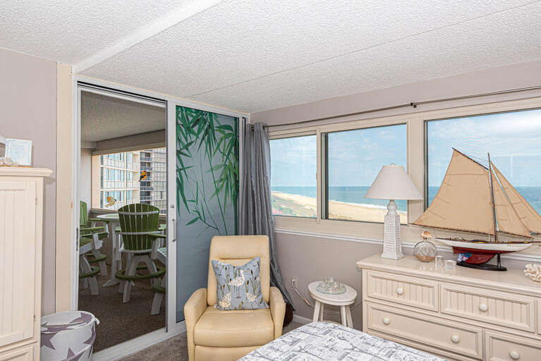 OCEAN-FRONT-KING-MASTER