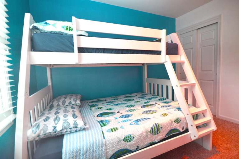 BR3 - Pyramid Bunk Bed (Double with Twin)