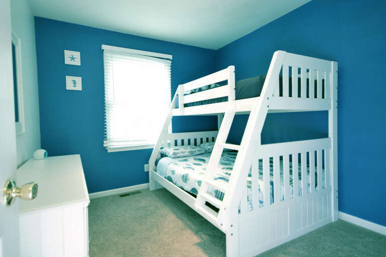 BR3 - Pyramid Bunk Bed (Double with Twin)