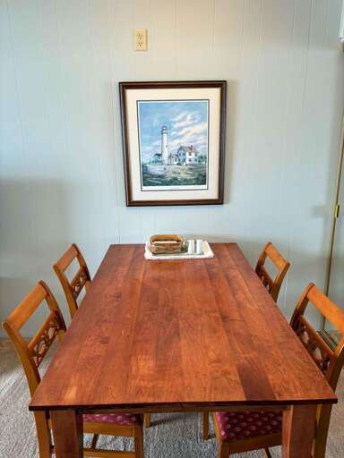 DINING-AREA DINING-AREA