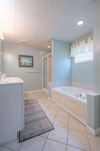 Master Bath