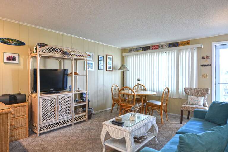 Living Area-Ocean Point III 123-Ocean City