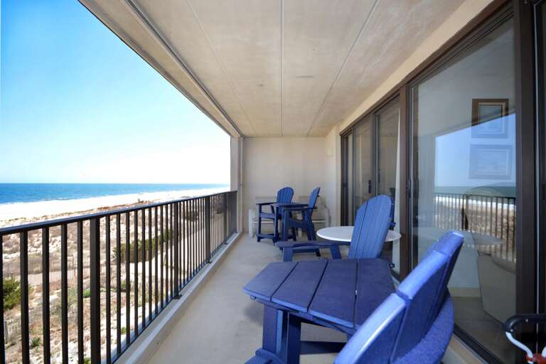 BALCONY BALCONY
