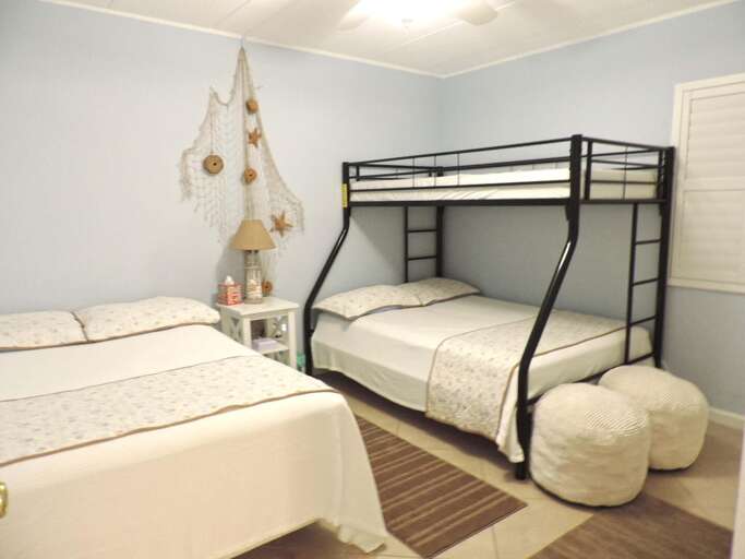 SECOND BEDROOM SECOND BEDROOM
