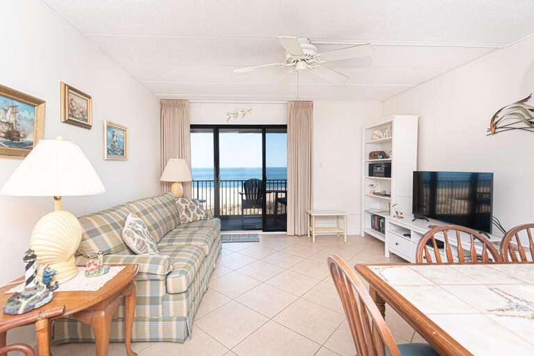 COVINGTON TOWERS 303 - LIVING-AREA