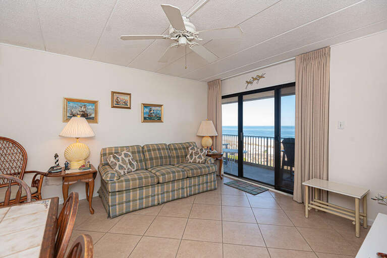 COVINGTON TOWERS 303 - LIVING-AREA