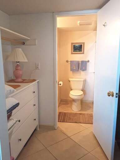 MASTER-BATHROOM MASTER-BATHROOM