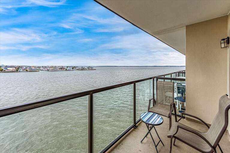 Harbour Sails 504 - Bayfront Balcony