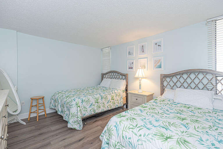 Second Bedroom with 2 Queen Beds