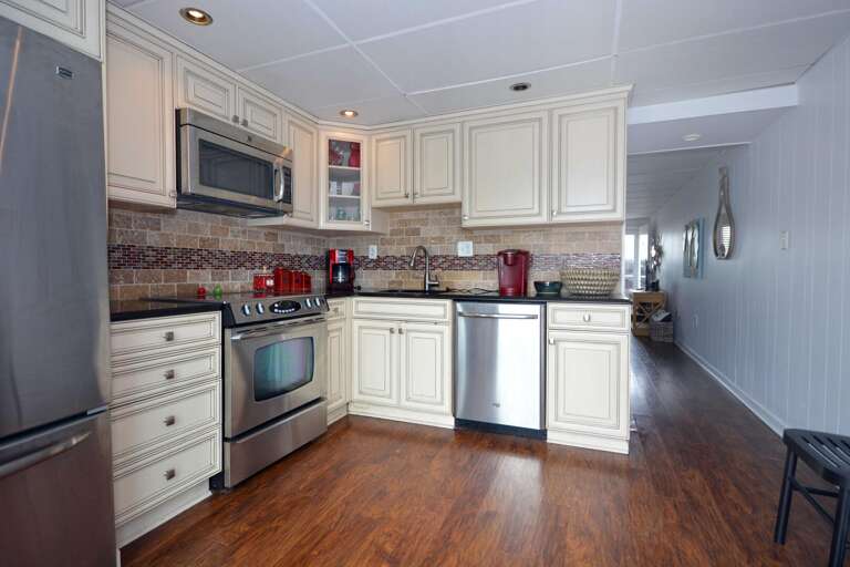 ARDMORE CONDO-229-KITCHEN ARDMORE CONDO-229-KITCHEN