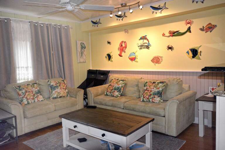 BELVEDERE 171B - LIVING-AREA