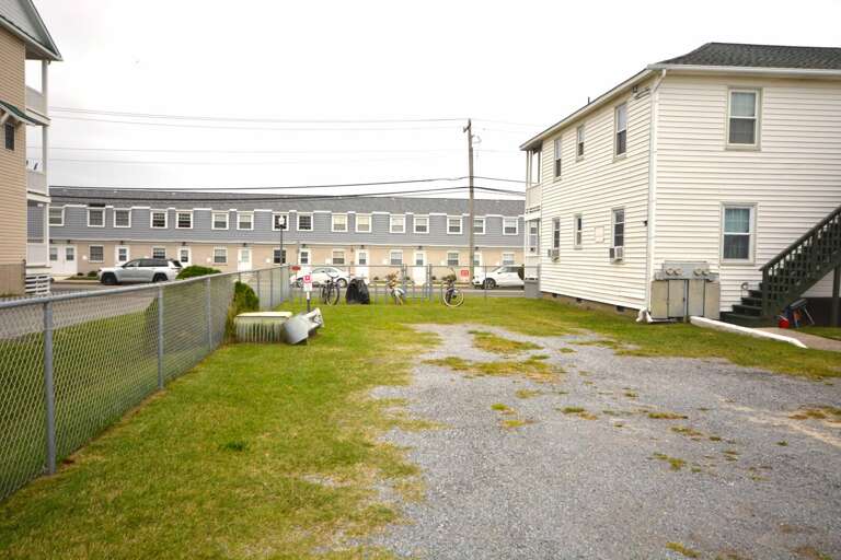 OFF-STREET-PARKING-BEHINND-BUILDING OFF-STREET-PARKING-BEHINND-BUILDING