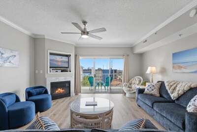 ASTORIA 407