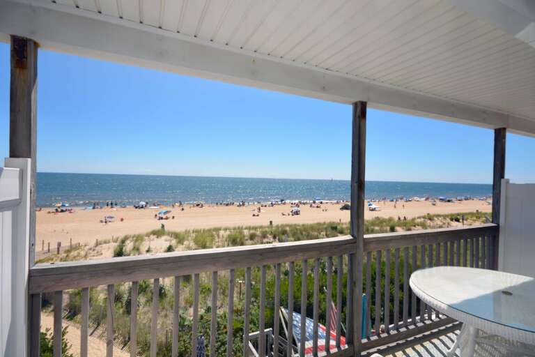 OCEANFRONT-BALCONY OCEANFRONT-BALCONY