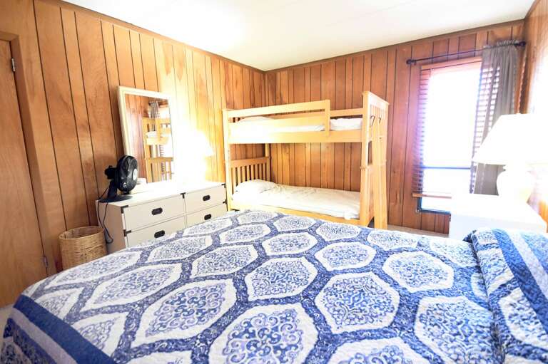 QUEEN WITH BUNK BEDS