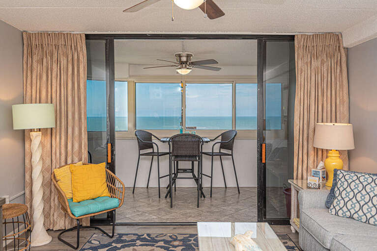 OCEANFRONT-BALCONY OCEANFRONT-BALCONY