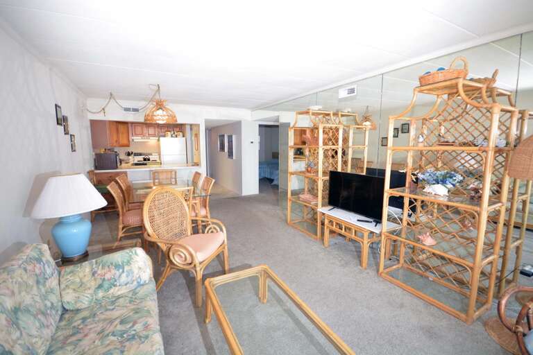 Oceanwalk 407. Living-Area 