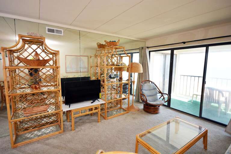 Oceanwalk 407. Living-Area