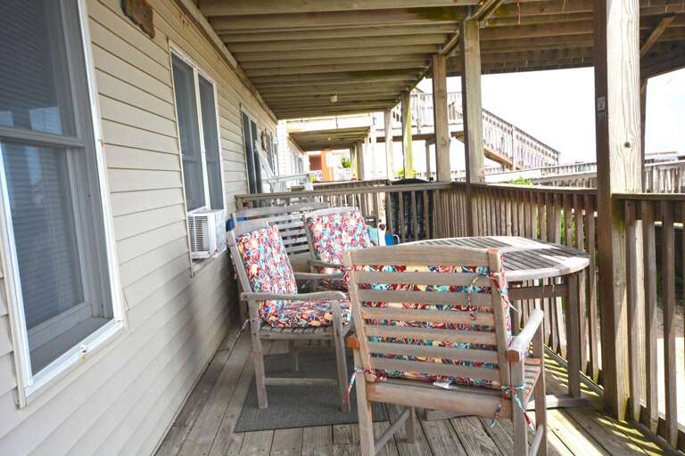 OUTDOOR-BOARDWALK-DECK