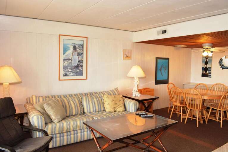 Beachloft 2-J Living Room