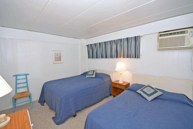 Bedroom with Queen & Double