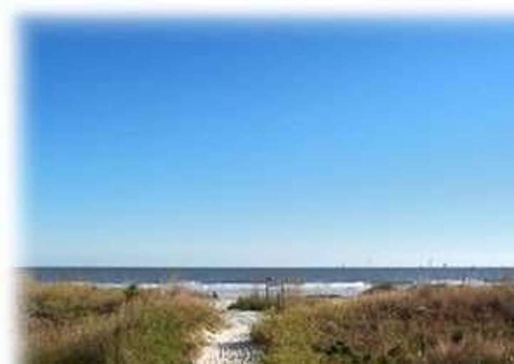Beach path walkway from the Hilton Head Beach Villa property to the beautiful sandy beachs of the Atlantic Ocean.