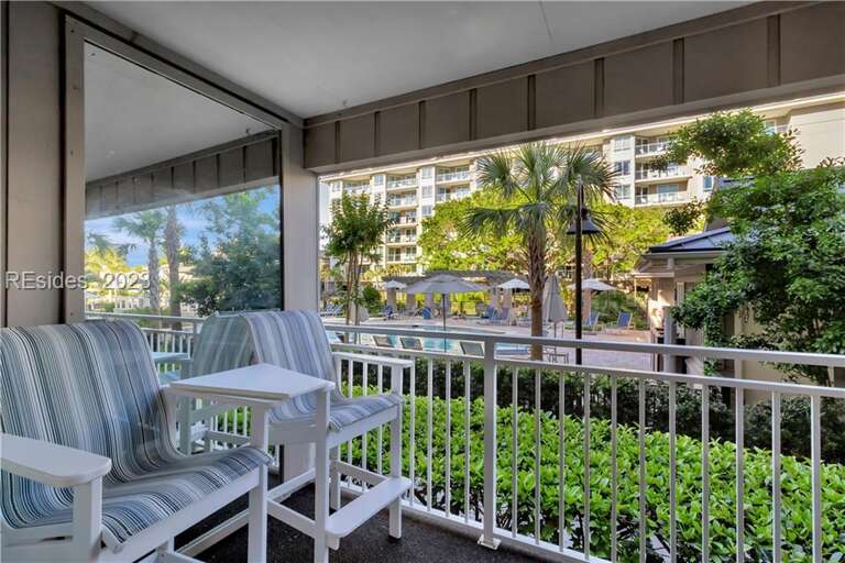 What a comfortable spot on this balcony to watch the world go by