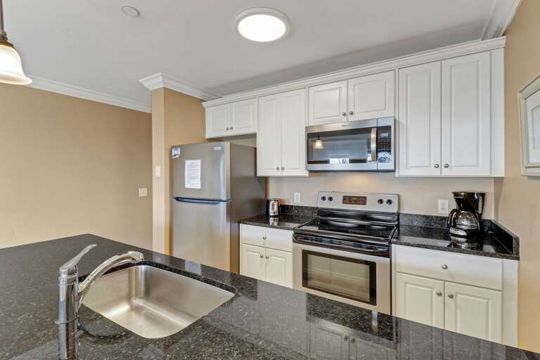 Nicely updated kitchen with everything needed to make those fun beachy meals. 