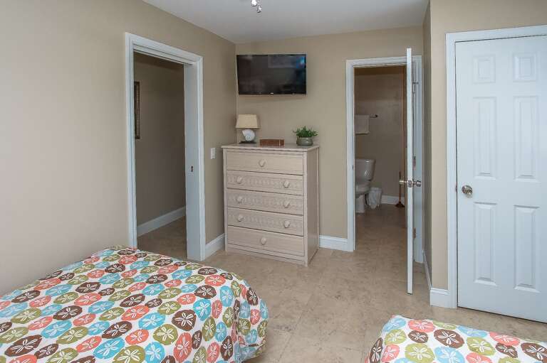 Guest Bedroom with Twin Size Beds