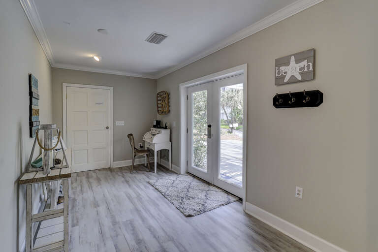 Entry way into your Sandy Retreat Vacation beach house.  Entry way into your Sandy Retreat Vacation beach house.