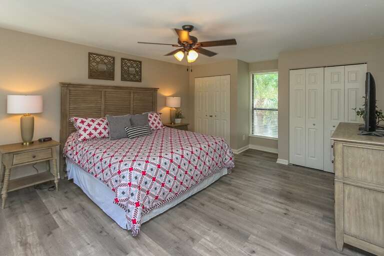 The top floor of this villa is the master suite with a king bed, private bath which has been completely remodeled and includes a shower and tub combination.  Enjoy the peaceful mornings on the large private balcony overlooking the pool.
 The top floor of this villa is the master suite with a king bed, private bath which has been completely remodeled and includes a shower and tub combination.  Enjoy the peaceful mornings on the large private balcony overlooking the pool.