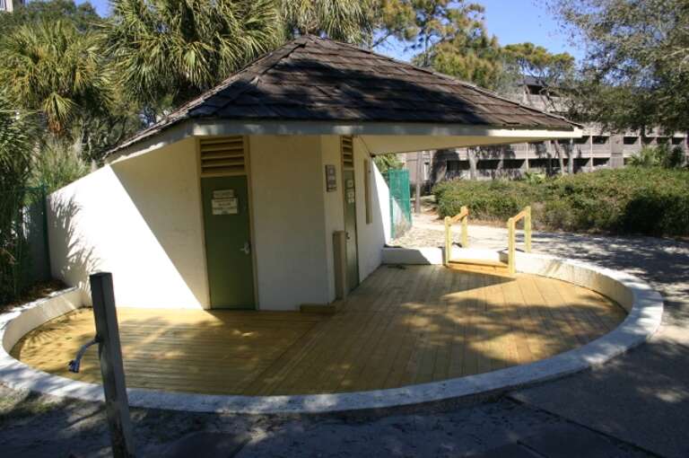 Seascape has it's own Beach Cabana, which is a changing room and a bathroom. Seascape has it's own Beach Cabana, which is a changing room and a bathroom.