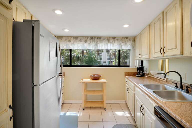 Nice sized kitchen with natural light and plenty of work space for making memorable meals!