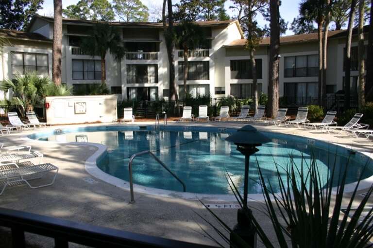 After a day at the beach enjoy the refreshing slt water swimming pool.