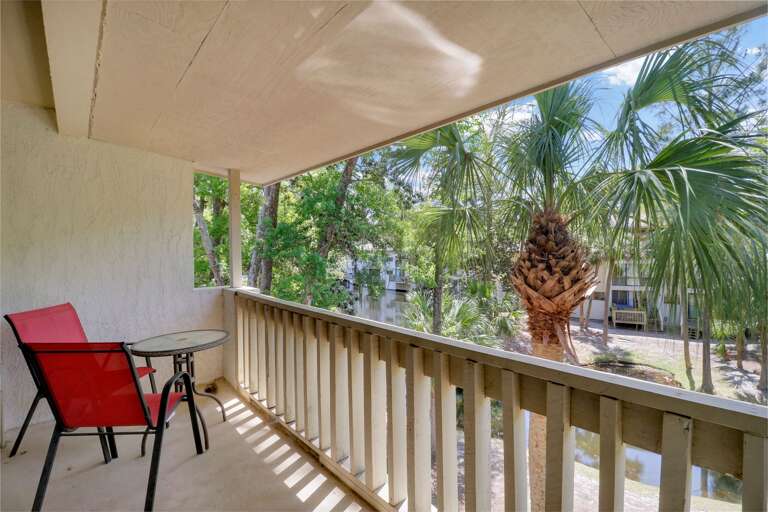 Great place for morning coffee or afternoon beverage.  